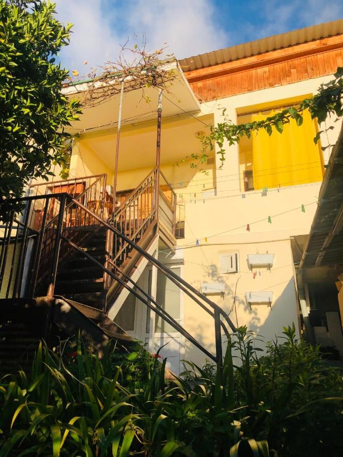 Гостевой Дом «Лиза» Hotel Gagra Luaran gambar